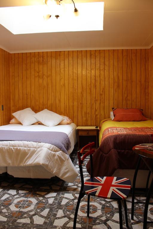 Hotel Yellow Submarine Пунта-Аренас Номер фото