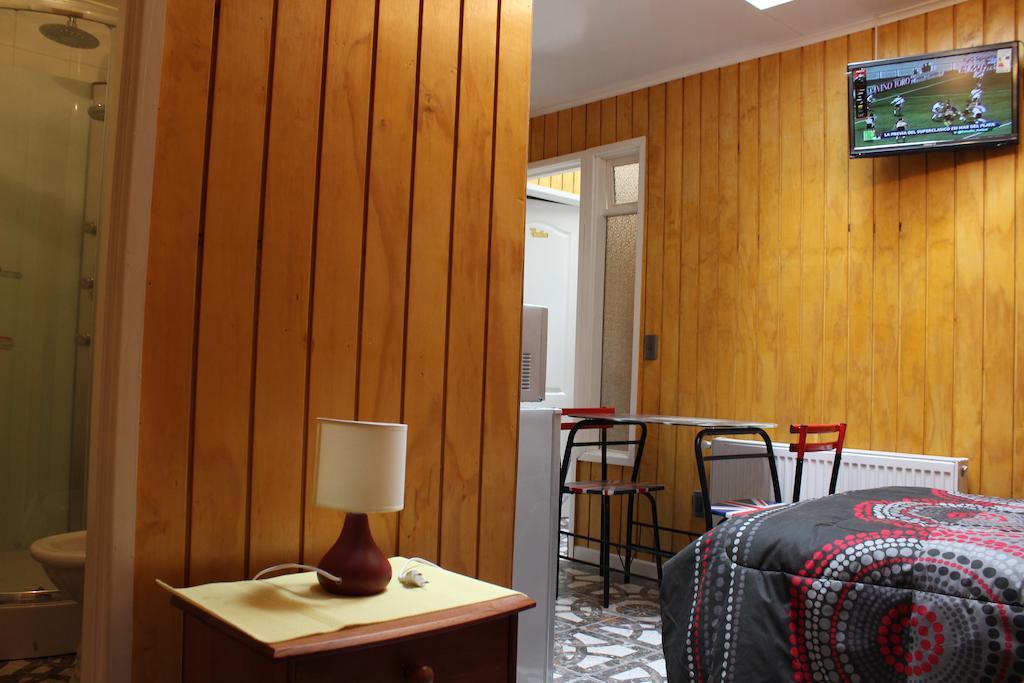Hotel Yellow Submarine Пунта-Аренас Екстер'єр фото