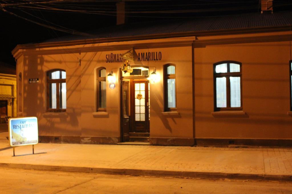 Hotel Yellow Submarine Пунта-Аренас Екстер'єр фото