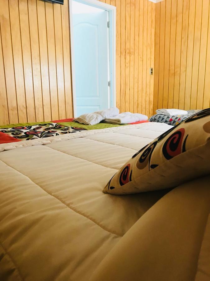 Hotel Yellow Submarine Пунта-Аренас Екстер'єр фото